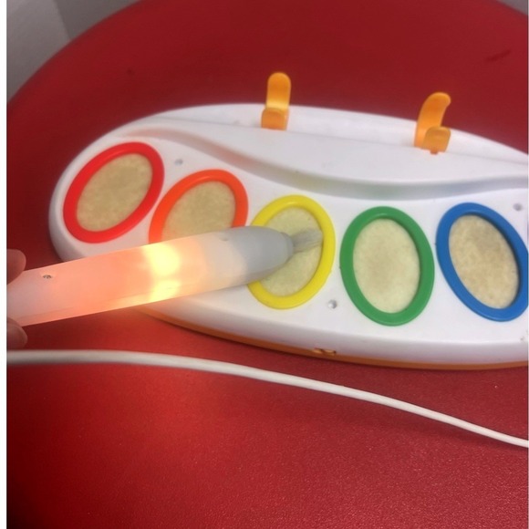 Crayola Color Wonder Magic Light Brush Art Set, Mess Free Washable Paint Pallet - Picture 2 of 12